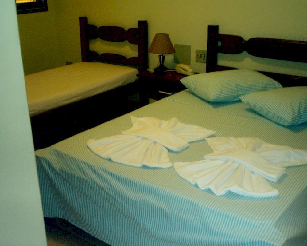 Hotel Families Uberlândia Kültér fotó