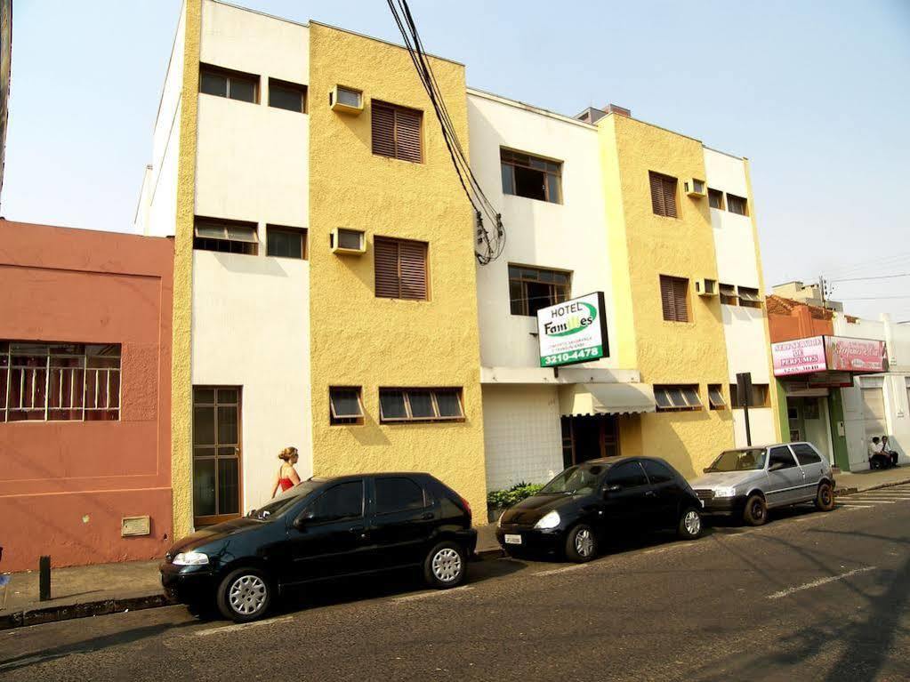 Hotel Families Uberlândia Kültér fotó